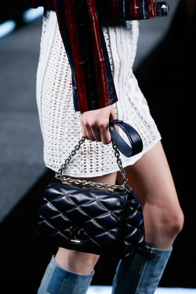 Look 21